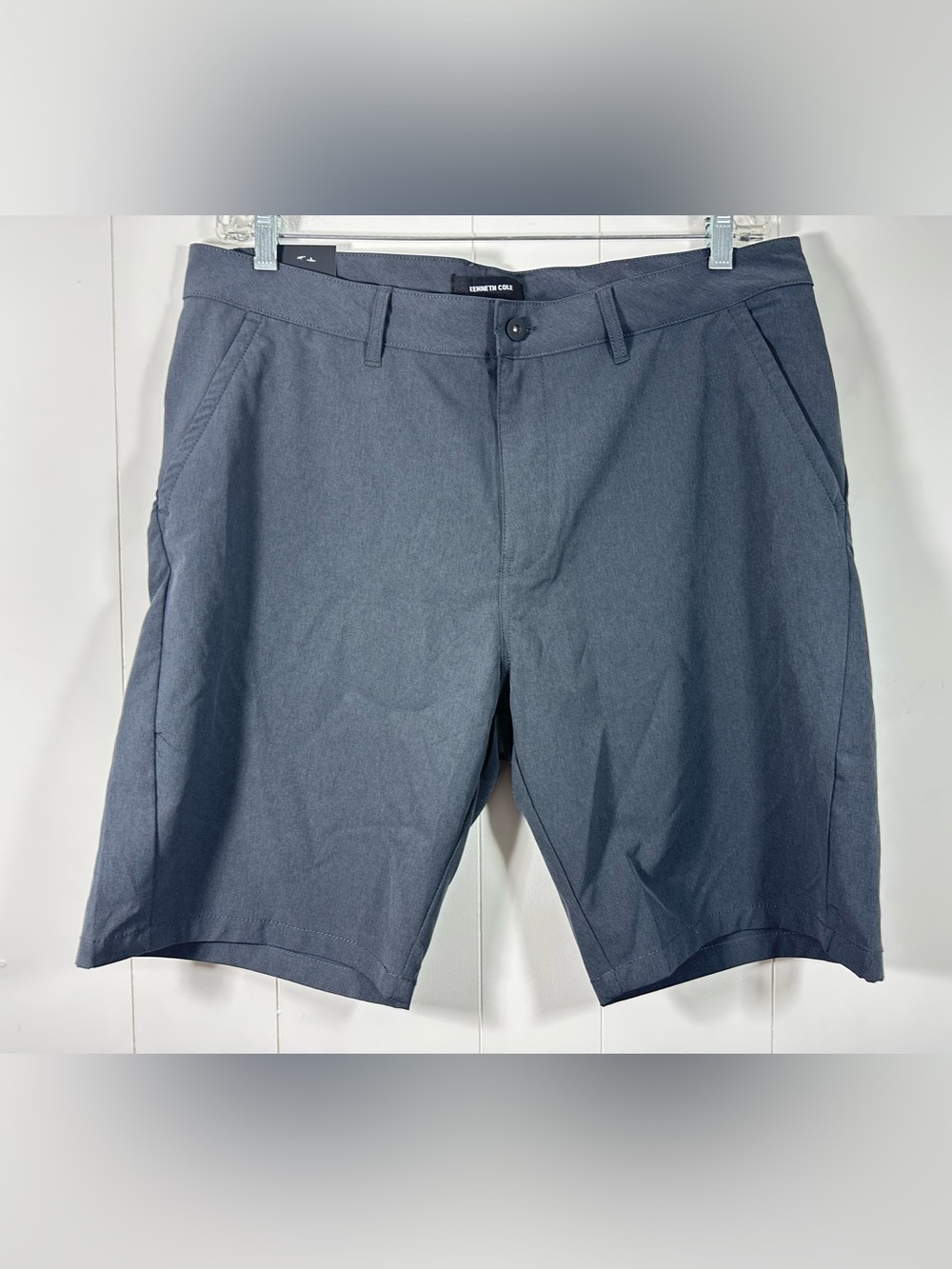 NWT KENNETH COLE Mens Sz 38 Techni-Cole Gray Bermuda Shorts Moisture Wicking